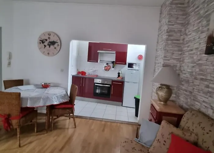 Appartement Meuble Romain