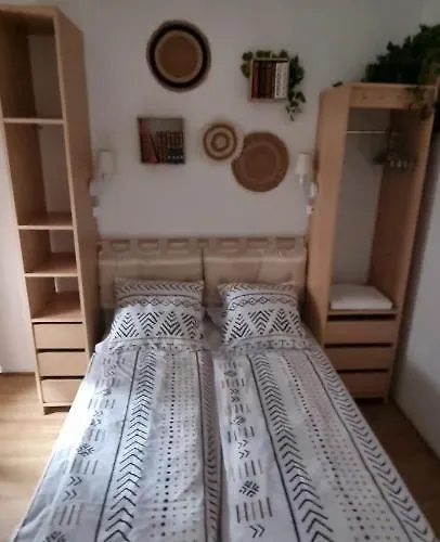 Appartement Meuble Romain