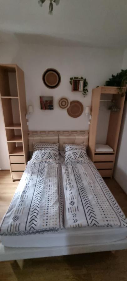 Meuble Apartment *